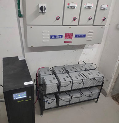 Battery bank and distribution panel install
